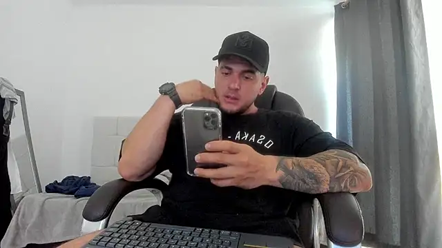 Teilor Creed online show from 10-21-25, 07:03