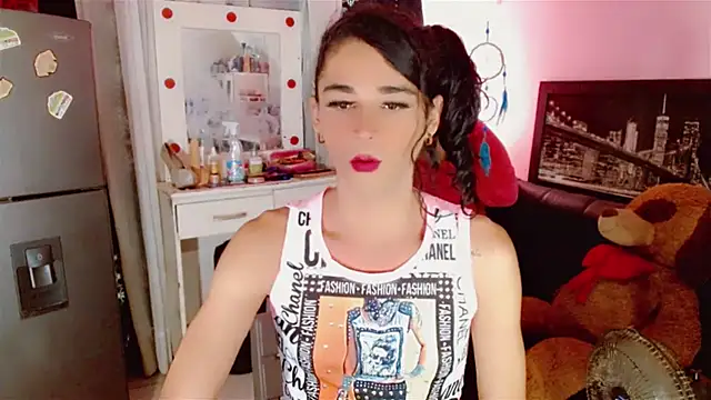 Snapshot of AngelicaDark chatting on 01-30-25, 03:00 AngelicaDark online show from 01-30-25, 03:00