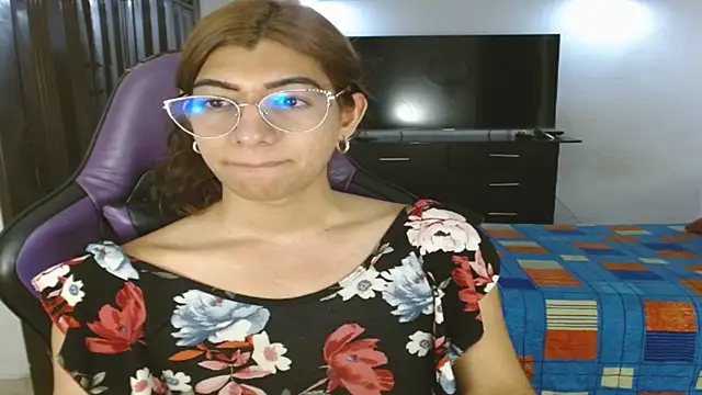 engielphoenis14 online show from 07-11-26, 11:28