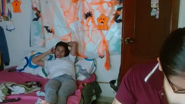 clayre and jill online show from 10-30-25, 02:35