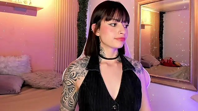  Victoria     online show from 12-16-25, 08:25