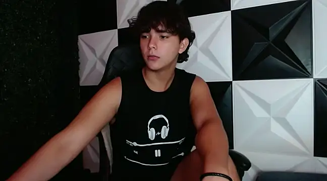 Dani cumboy online show from 12-28-24, 02:22