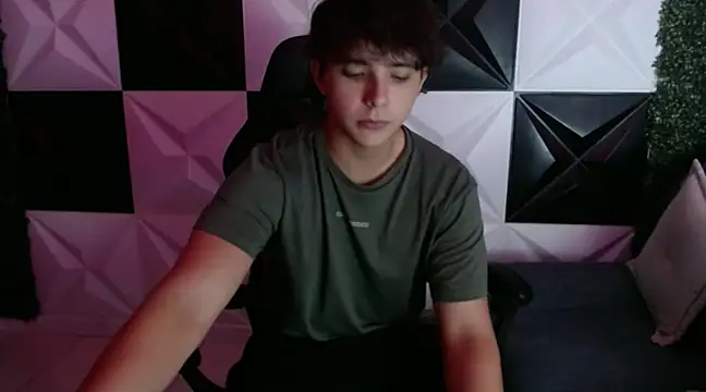 Dani cumboy online show from 01-18-25, 04:37