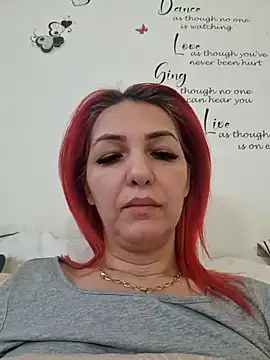 Snapshot of Evadesirex46 chatting on 12-06-24, 03:44 Evadesirex46 online show from 12-06-24, 03:44