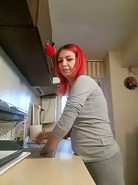 Snapshot of Evadesirex46 chatting on 12-13-24, 02:05 Evadesirex46 online show from 12-13-24, 02:05