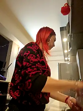 Snapshot of Evadesirex46 chatting on 12-14-24, 03:04 Evadesirex46 online show from 12-14-24, 03:04