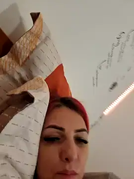 Snapshot of Evadesirex46 chatting on 12-19-24, 04:57 Evadesirex46 online show from 12-19-24, 04:57