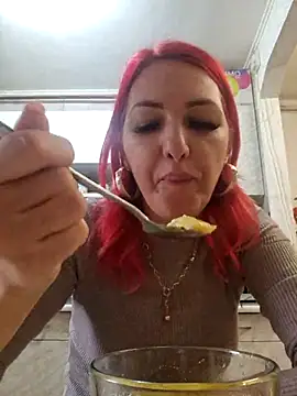 Snapshot of Evadesirex46 chatting on 03-12-25, 02:45 Evadesirex46 online show from 03-12-25, 02:45