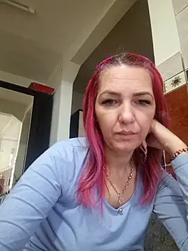 Snapshot of Evadesirex46 chatting on 11-25-25, 06:35 Evadesirex46 online show from 11-25-25, 06:35