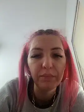 Snapshot of Evadesirex46 chatting on 12-19-25, 07:48 Evadesirex46 online show from 12-19-25, 07:48