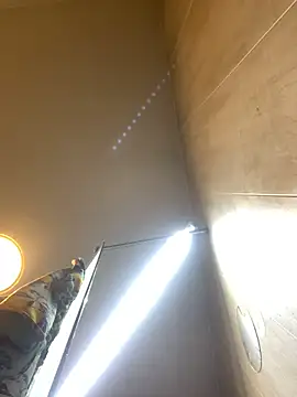 Snapshot of Bigtoyaddict chatting on 11-17-25, 07:36 Bigtoyaddict online show from 11-17-25, 07:36