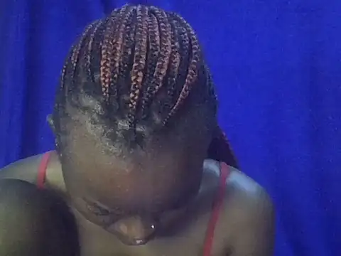 Snapshot of sweet_love00 chatting on 10-21-25, 03:51 sweet love00 online show from 10-21-25, 03:51