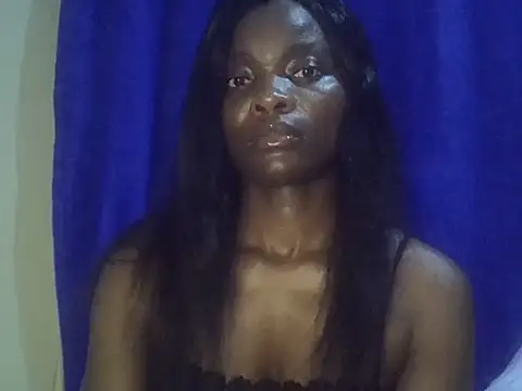 Snapshot of sweet_love00 chatting on 10-30-25, 01:51 sweet love00 online show from 10-30-25, 01:51