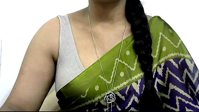 rashmika reddy online show from 09-09-25, 04:01