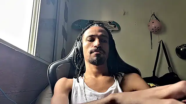 Snapshot of hotcamboy420 chatting on 02-06-25, 07:18 hotcamboy420 online show from 02-06-25, 07:18