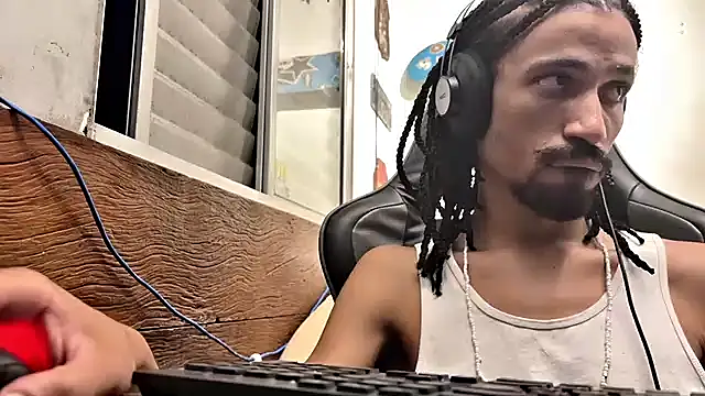 Snapshot of hotcamboy420 chatting on 02-07-25, 04:27 hotcamboy420 online show from 02-07-25, 04:27