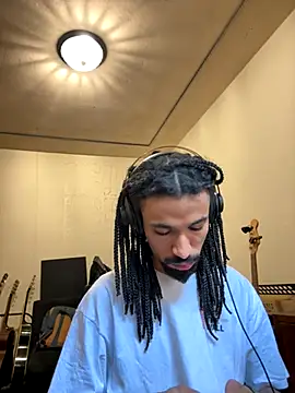 Snapshot of hotcamboy420 chatting on 11-07-25, 07:58 hotcamboy420 online show from 11-07-25, 07:58