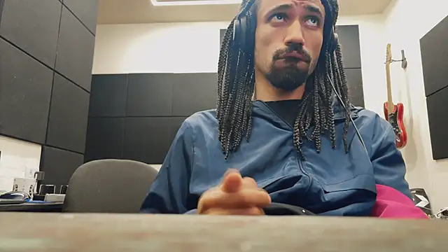 Snapshot of hotcamboy420 chatting on 11-12-25, 02:34 hotcamboy420 online show from 11-12-25, 02:34