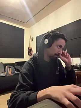 Snapshot of hotcamboy420 chatting on 12-05-25, 03:37 hotcamboy420 online show from 12-05-25, 03:37