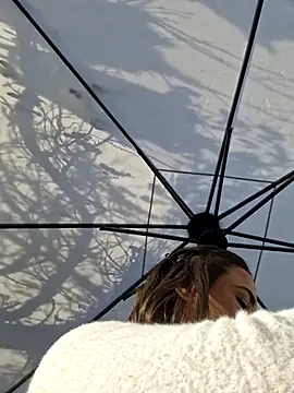 Snapshot of LydiaMaus96 chatting on 02-26-26, 02:27 LydiaMaus96 online show from 02-26-26, 02:27