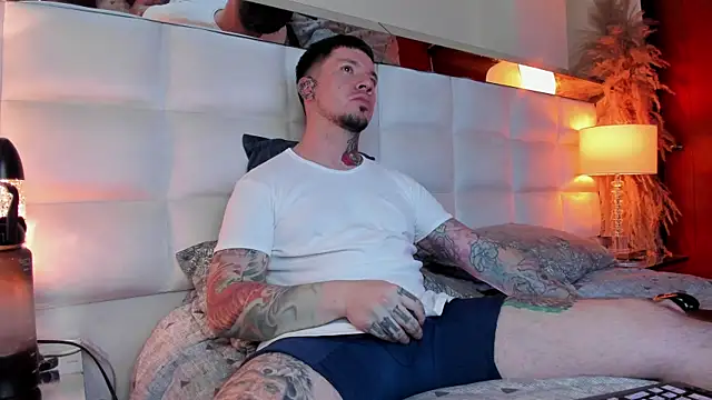 Adam tatto online show from 11-19-25, 02:22