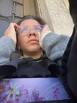 karlamorris  online show from 02-05-26, 01:49