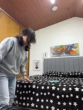 karlamorris  online show from 04-07-26, 01:11