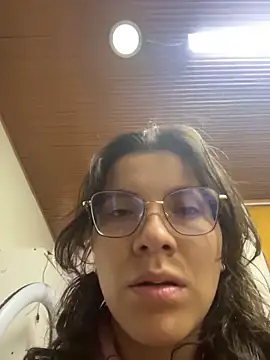 karlamorris  online show from 04-15-26, 01:29