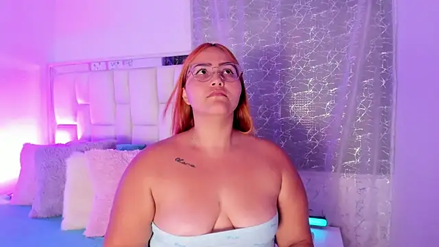 LeahxBarker online show from 10-28-25, 02:26