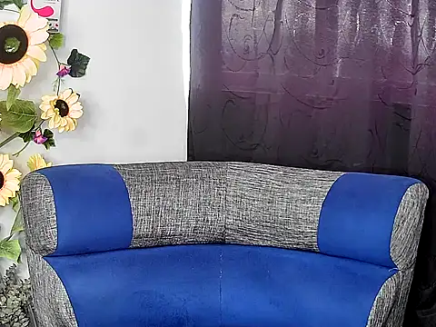 Loraine Ortiz online show from 11-18-25, 08:13