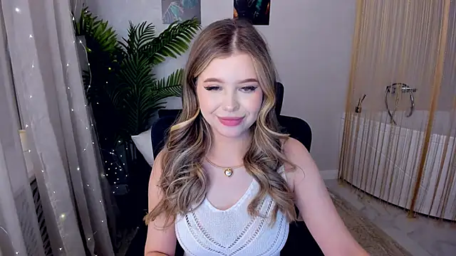 FollowLovee online show from 03-07-25, 10:54