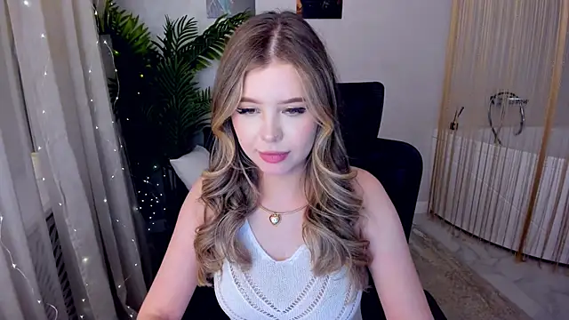 FollowLovee online show from 03-08-25, 02:01