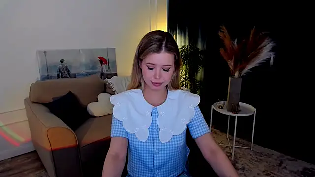 FollowLovee online show from 05-14-26, 03:57