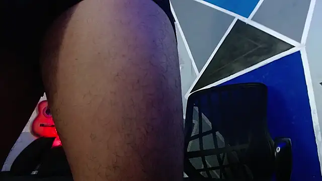 MagnusFrost online show from 09-15-25, 04:56