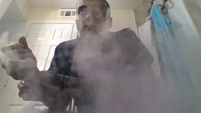 Houstonslong1 online show from 12-18-24, 06:10