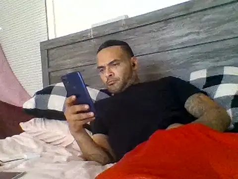 Houstonslong1 online show from 02-07-25, 05:18