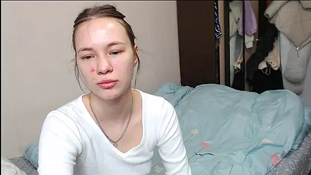 Snapshot of leila_bambi_ chatting on 02-06-25, 10:26 leila bambi online show from 02-06-25, 10:26