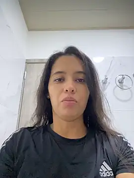 Snapshot of juliana_0796 chatting on 05-10-26, 02:39 juliana 0796 online show from 05-10-26, 02:39