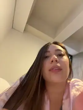 Latina vanessa online show from 06-07-26, 09:40