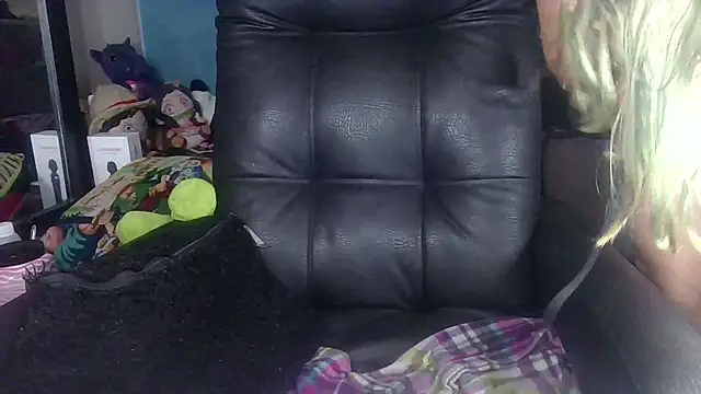 Elith 20 online show from 03-23-25, 04:38