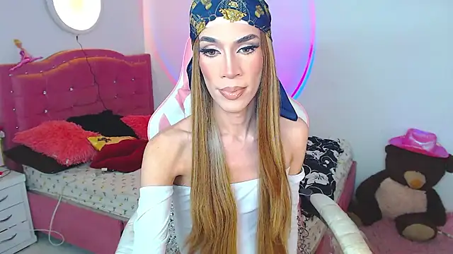 Snapshot of camila_hootie chatting on 01-12-26, 08:47 camila hootie online show from 01-12-26, 08:47