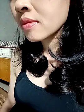 Hana love20 online show from 11-16-25, 08:31