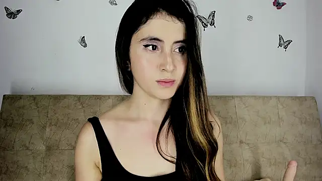 Nicol Swift  online show from 12-16-24, 05:49