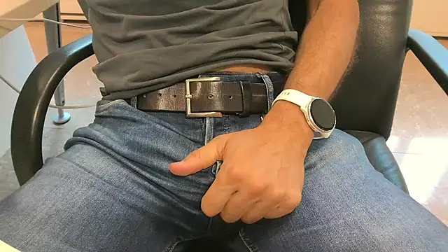 alessandroman2114 online show from 09-10-25, 04:51