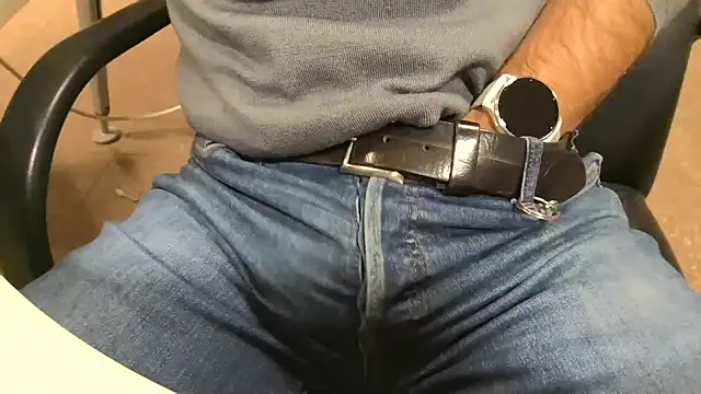 alessandroman2114 online show from 11-11-25, 05:13