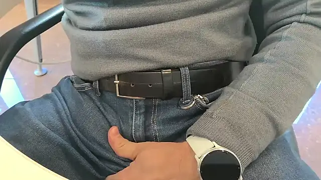 alessandroman2114 online show from 01-07-26, 11:45