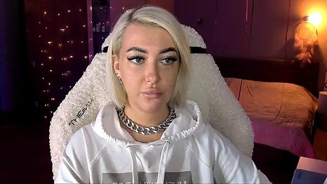 tykioty Miley online show from 02-23-25, 02:25