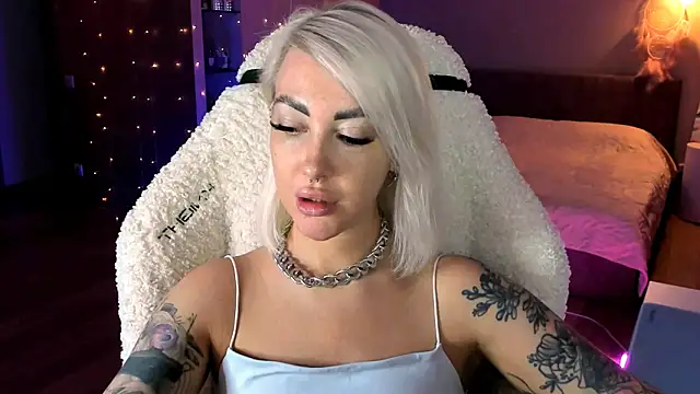 tykioty Miley online show from 12-03-25, 03:21