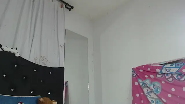 nikol winick online show from 02-05-25, 08:43