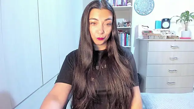 Snapshot of Karla_hernandez_ chatting on 07-14-26, 10:32 Karla hernandez online show from 07-14-26, 10:32
